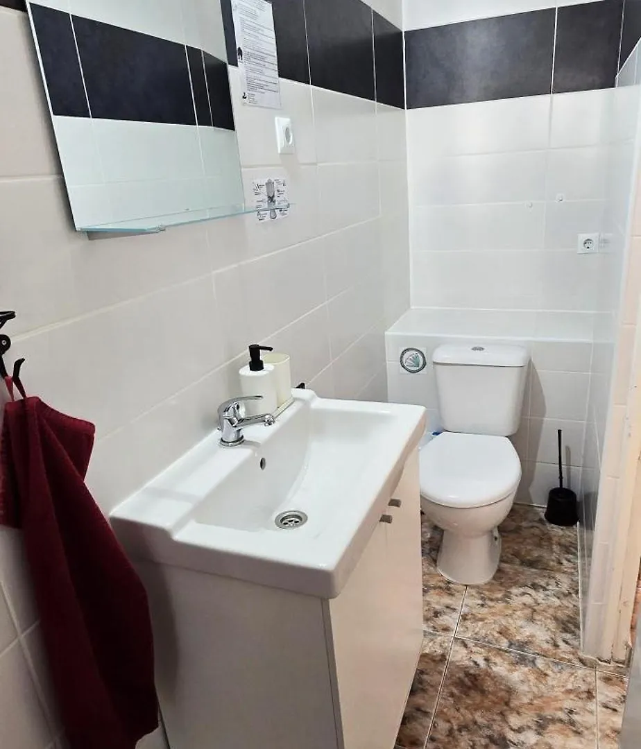Apartman Casa Roja 1 Tias - Quiet Resort, Central, Parking